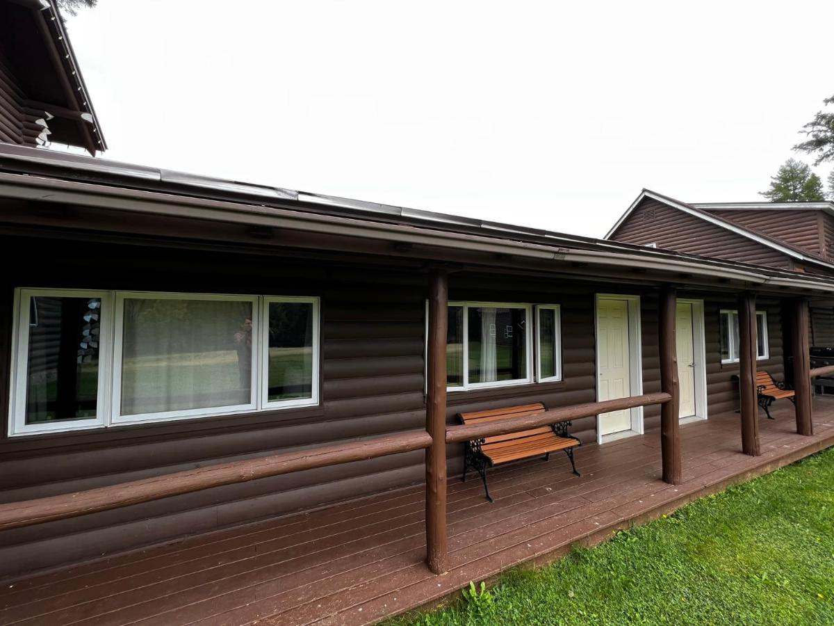 Unity Sky Lodge Jackman エクステリア 写真